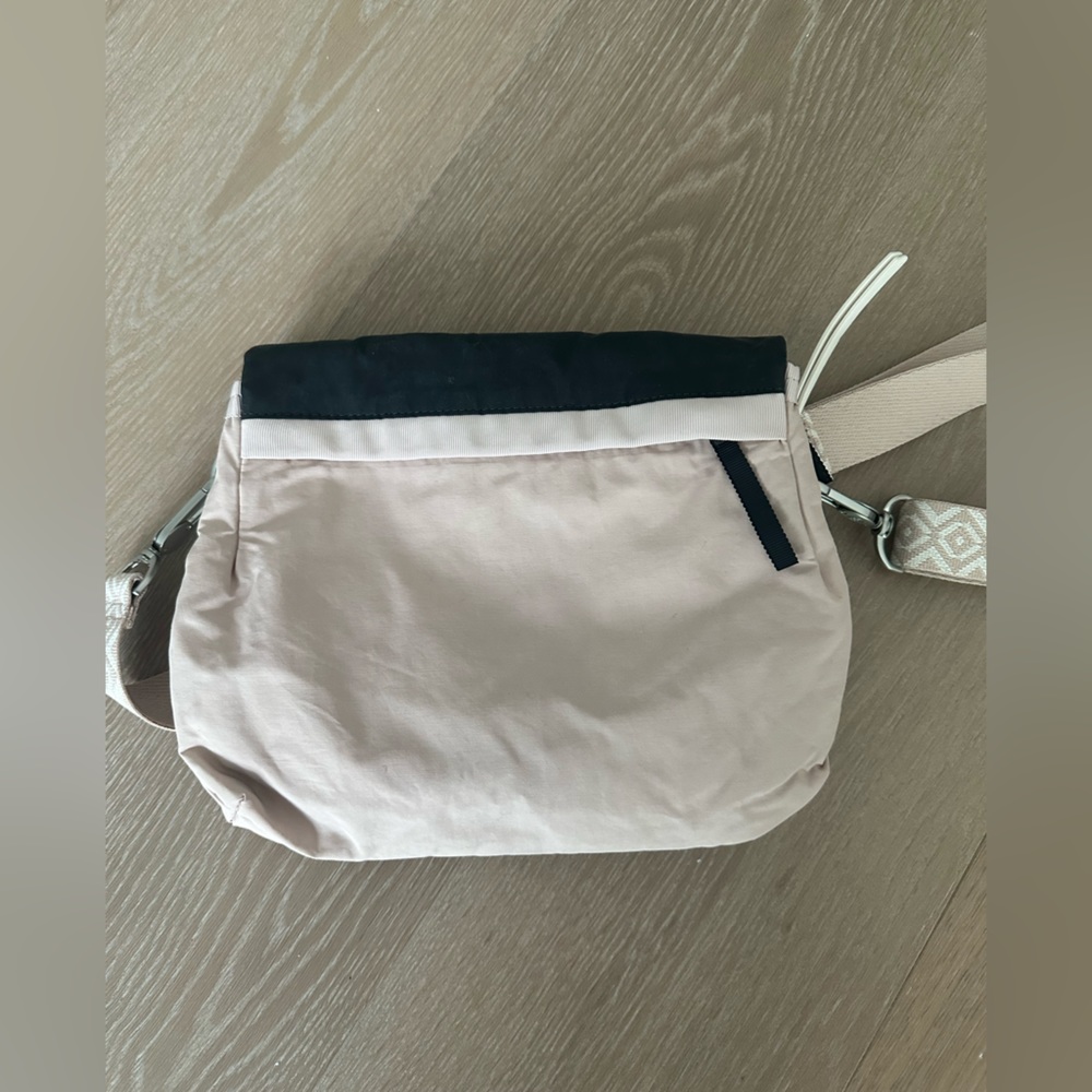 Lululemon Party Om Bag | Grain / Deep Coal / Angel Wing - Picture 8 of 12